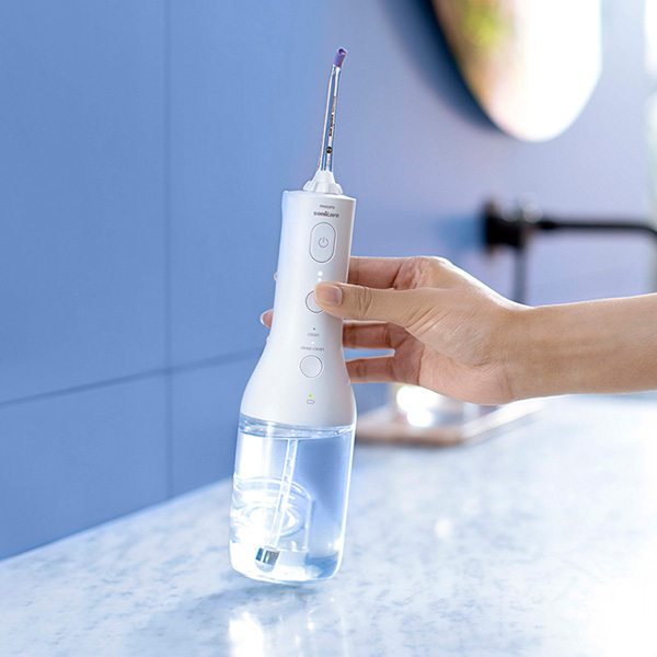 Irrigador oral Philips Power Flosser 3000 HX3826/31
                                    image number 1