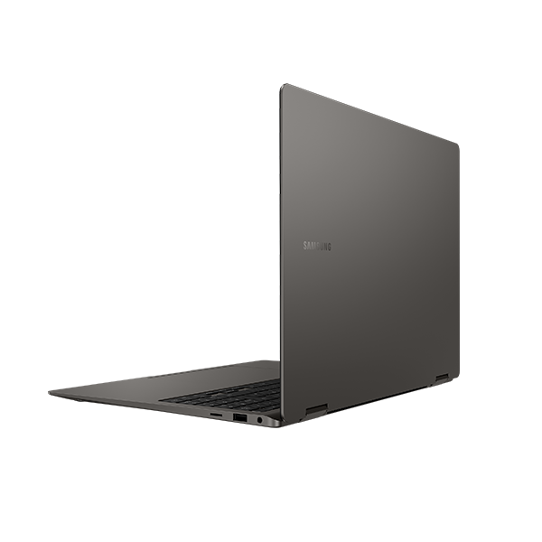 Pack Portátil 16" Samsung Galaxy Book3 Pro 360 Graphite + Smart Monitor Samsung M7 White 32" + Microsoft 365 Personal de regalo
                                    image number 3