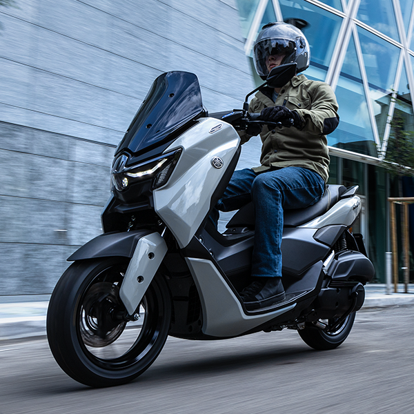 Yamaha Nmax 125 Tech Max Ceramic Grey
                                    image number 1